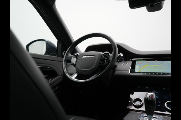 Land Rover Range Rover Evoque P300e AWD R-Dynamic PHEV 309pk | Panodak | 360 Camera | Adaptive Cruise | Head Up | Meridian Audio | Lederen Sportstoelen Memory & Verwarmd | Keyless | Apple Carplay | Sfeerverlichting | Navigatie | Virtual | DAB | Plug In Hybrid |