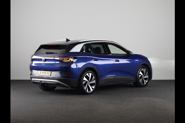 Volkswagen ID.4 First 77 kWh 204pk SoH 88,9 | Camera| Parkeersensoren | Sfeerverlichting | Navigatie | Stoelverwarming| Stuurverwarming | Zwenkbare Trekhaak |