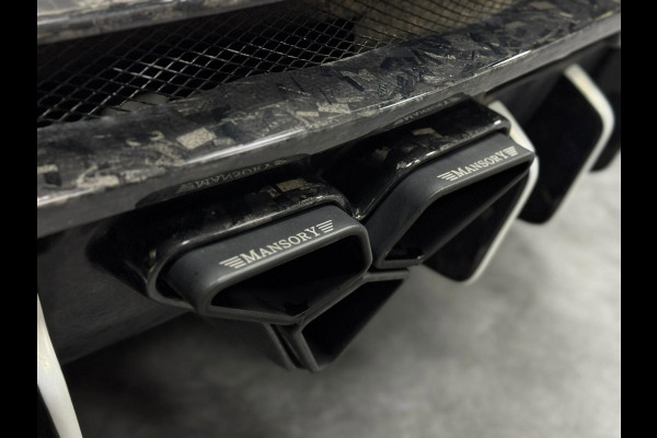 Lamborghini Urus 4.0 V8|MANSORY|HEADSUP|PANO|CARBON|23''