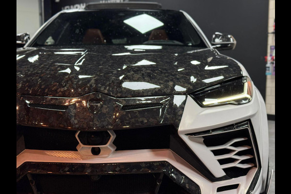 Lamborghini Urus 4.0 V8|MANSORY|HEADSUP|PANO|CARBON|23''