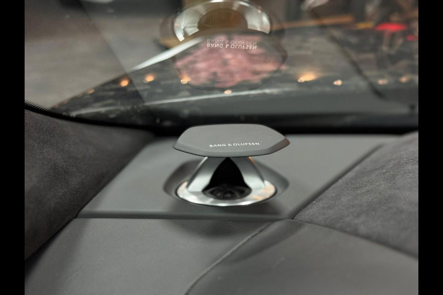 Lamborghini Urus 4.0 V8|MANSORY|HEADSUP|PANO|CARBON|23''