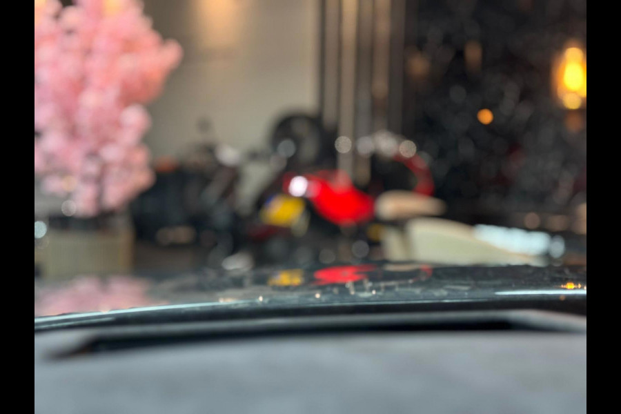 Lamborghini Urus 4.0 V8|MANSORY|HEADSUP|PANO|CARBON|23''