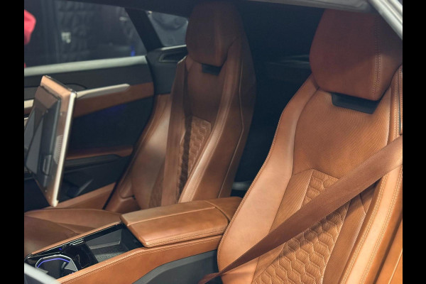 Lamborghini Urus 4.0 V8|MANSORY|HEADSUP|PANO|CARBON|23''