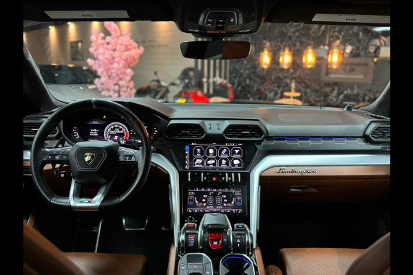 Lamborghini Urus 4.0 V8|MANSORY|HEADSUP|PANO|CARBON|23''