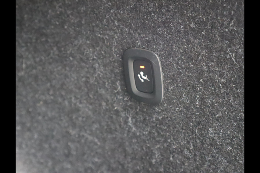 Volvo C40 Recharge Twin Intro Edition 78 kWh Navi / Trekh / Pano / 360Camera / Carplay / Stuur-Stoelverw BTW AUTO