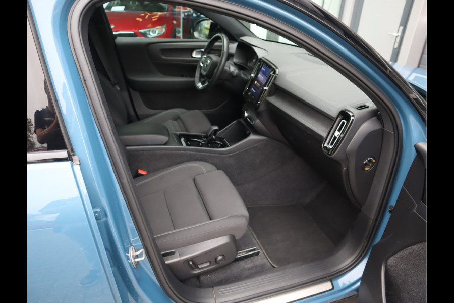 Volvo C40 Recharge Twin Intro Edition 78 kWh Navi / Trekh / Pano / 360Camera / Carplay / Stuur-Stoelverw BTW AUTO