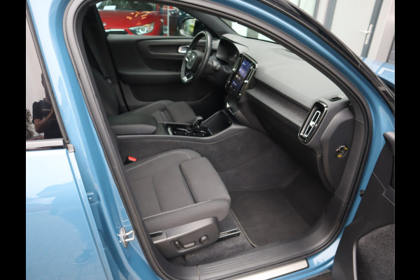 Volvo C40 Recharge Twin Intro Edition 78 kWh Navi / Trekh / Pano / 360Camera / Carplay / Stuur-Stoelverw BTW AUTO