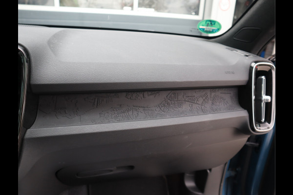 Volvo C40 Recharge Twin Intro Edition 78 kWh Navi / Trekh / Pano / 360Camera / Carplay / Stuur-Stoelverw BTW AUTO