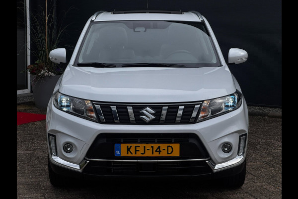 Suzuki Vitara 1.4 Boosterjet Stijl | Pano | Trekhaak | Camera | Stoelverwarming | Adaptive Cruise | Climate Control | Navigatie