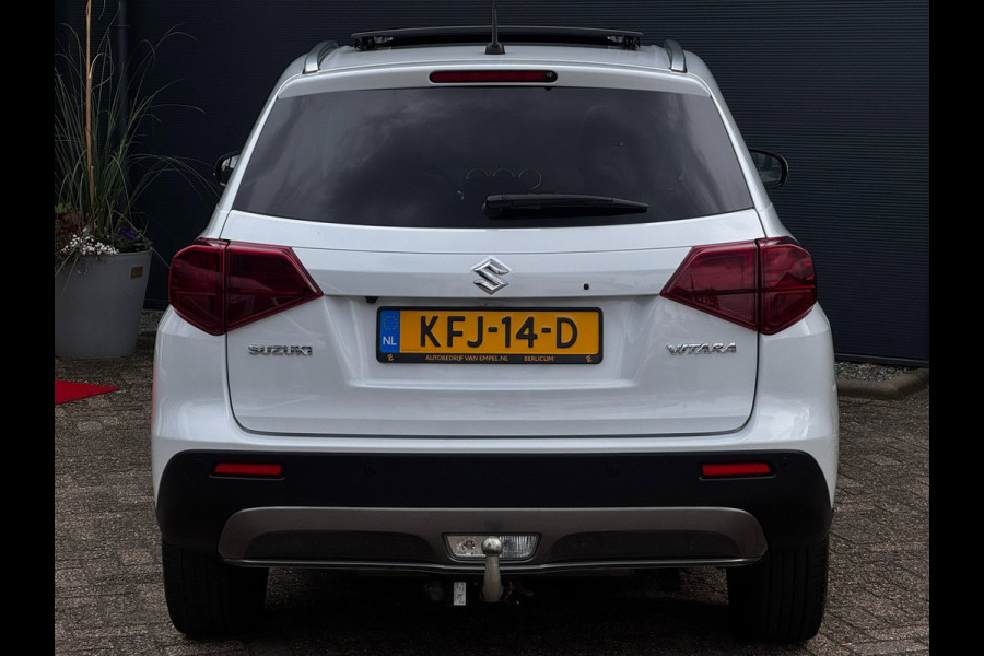 Suzuki Vitara 1.4 Boosterjet Stijl | Pano | Trekhaak | Camera | Stoelverwarming | Adaptive Cruise | Climate Control | Navigatie