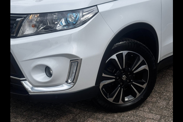 Suzuki Vitara 1.4 Boosterjet Stijl | Pano | Trekhaak | Camera | Stoelverwarming | Adaptive Cruise | Climate Control | Navigatie