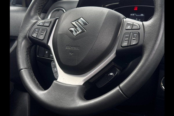 Suzuki Vitara 1.4 Boosterjet Stijl | Pano | Trekhaak | Camera | Stoelverwarming | Adaptive Cruise | Climate Control | Navigatie