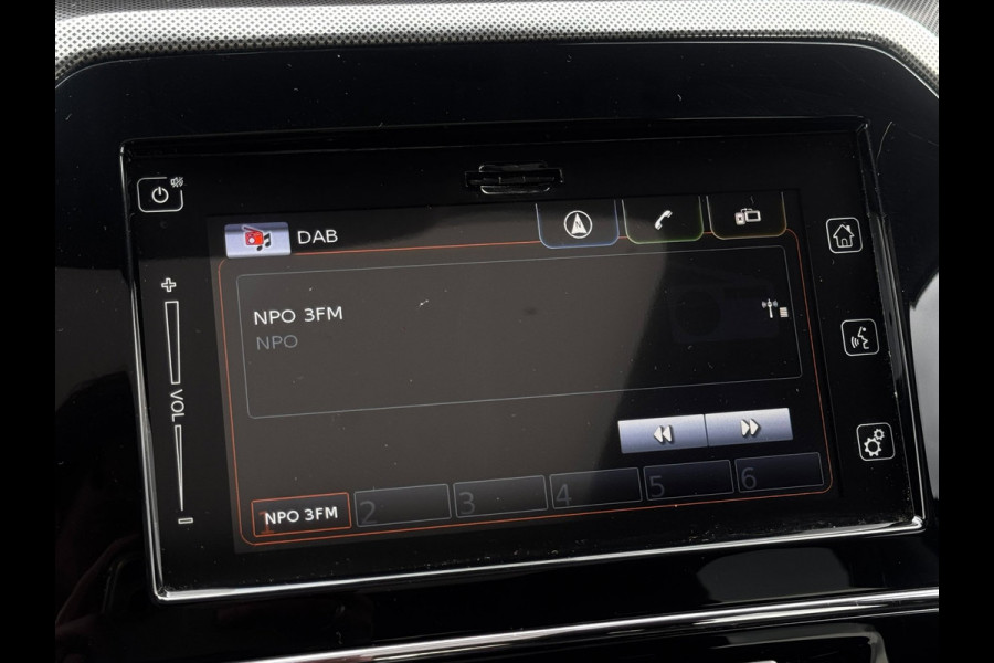 Suzuki Vitara 1.4 Boosterjet Stijl | Pano | Trekhaak | Camera | Stoelverwarming | Adaptive Cruise | Climate Control | Navigatie