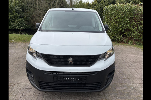 Peugeot e-Partner 136 L1 50 kWh | Scherm | Airco | DAB