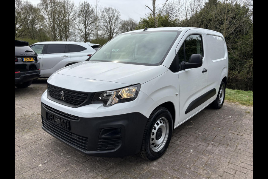 Peugeot e-Partner 136 L1 50 kWh | Scherm | Airco | DAB
