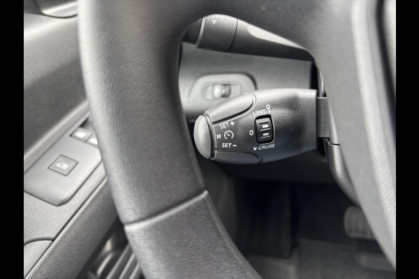 Peugeot e-Partner 136 L1 50 kWh | Scherm | Airco | DAB