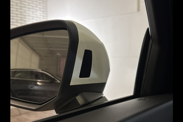 Audi Q3 45 TFSIe 245PK HYBRID S-TRONIC S-LINE PRO-LINE CARPLAY/NAVI/LED