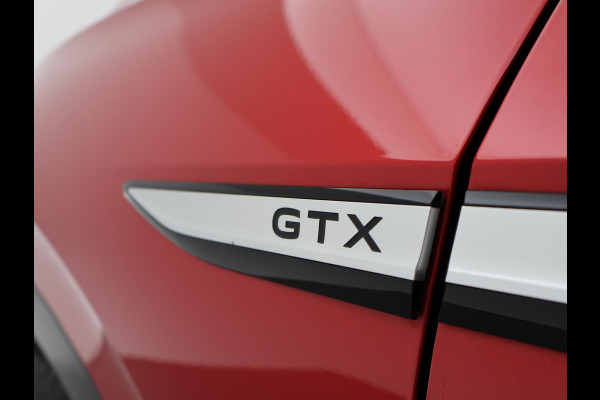 Volkswagen ID.4 GTX 4MOTION 77 kWh 300 PK + 20 INCH | PANORAMA | TREKHAAK WEGKL. | SFEERVERLICHTING | CAMERA | STUUR/STOELVERWARMING