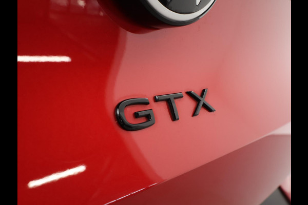 Volkswagen ID.4 GTX 4MOTION 77 kWh 300 PK + 20 INCH | PANORAMA | TREKHAAK WEGKL. | SFEERVERLICHTING | CAMERA | STUUR/STOELVERWARMING