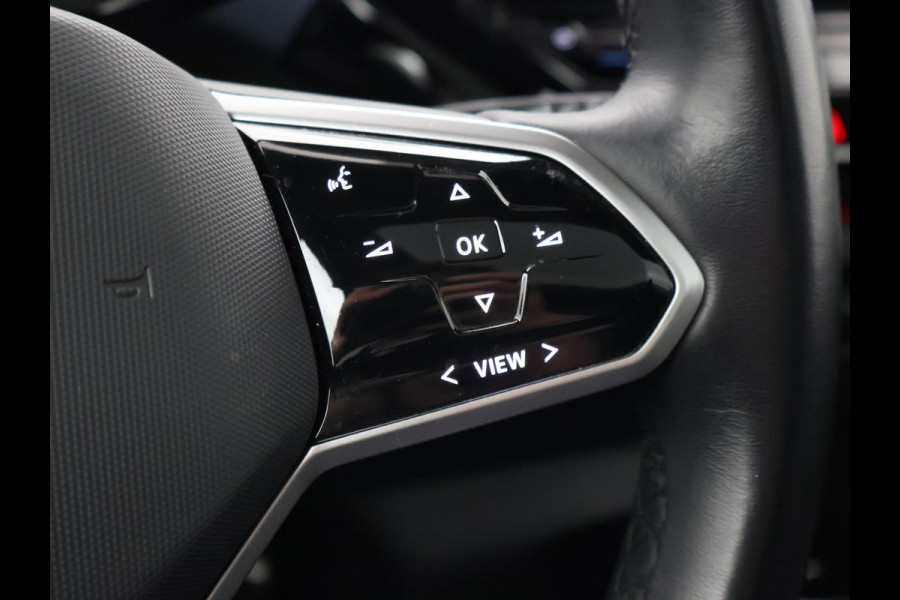 Volkswagen ID.4 GTX 4MOTION 77 kWh 300 PK + 20 INCH | PANORAMA | TREKHAAK WEGKL. | SFEERVERLICHTING | CAMERA | STUUR/STOELVERWARMING