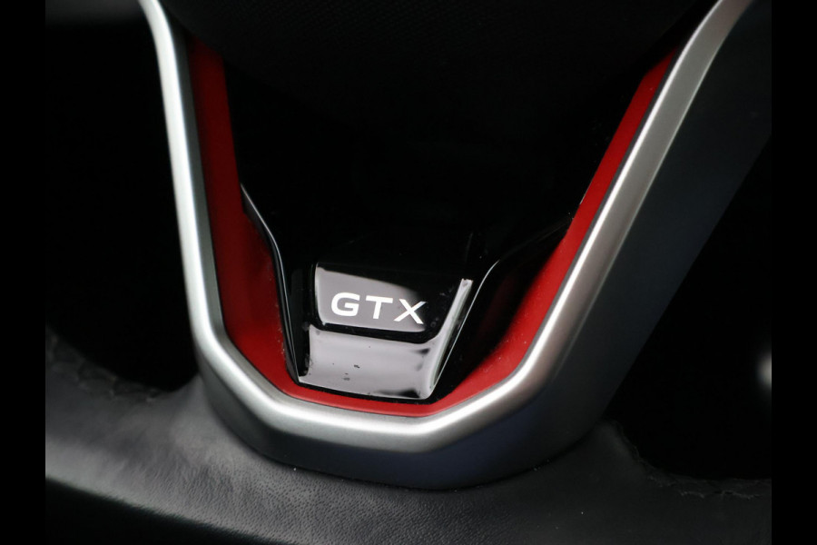 Volkswagen ID.4 GTX 4MOTION 77 kWh 300 PK + 20 INCH | PANORAMA | TREKHAAK WEGKL. | SFEERVERLICHTING | CAMERA | STUUR/STOELVERWARMING