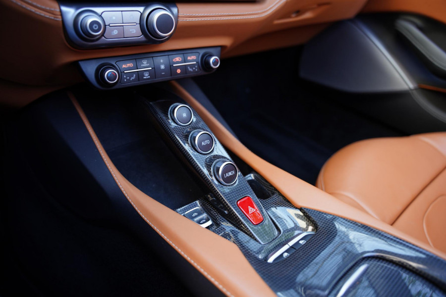 Ferrari Portofino 3.9 V8 HELE / Historical Color / Magneride / Carbon