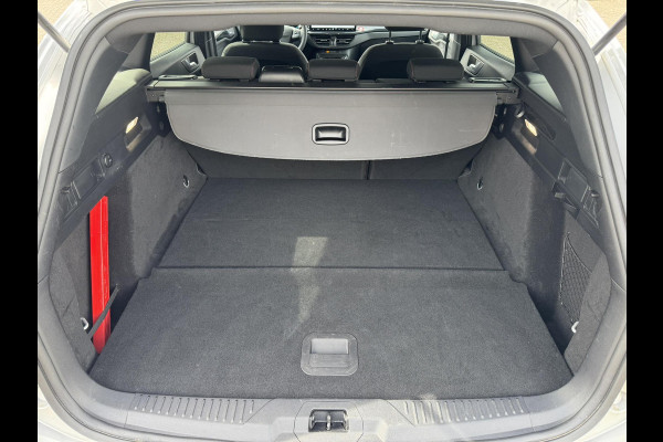 Ford FOCUS Wagon 1.0 EcoBoost Hybrid ST Line |SCI|125pk | Winter Pack | BLIS | Adaptieve Cruise Control | Achteruitrijcamera | 17 Inch Velgen | SYNC 4