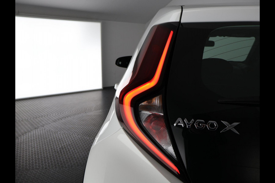 Toyota Aygo X 1.0 VVT-i MT Play | Apple Carplay & AndroidAUTO | Adaptive cruise control | Camera