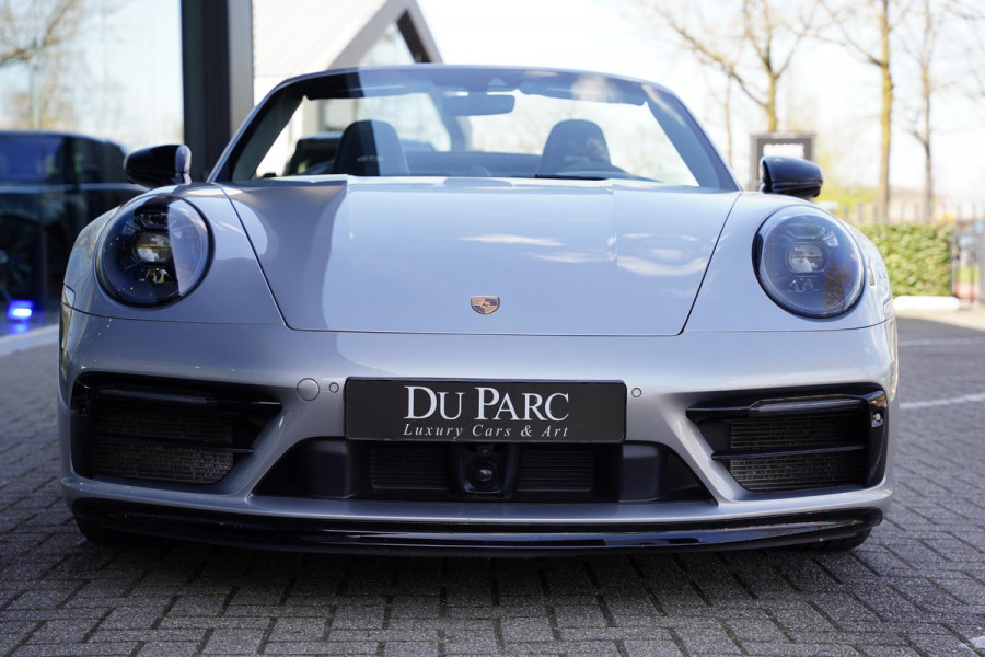 Porsche 911 Cabriolet 3.0 Carrera 4 GTS / NL-Auto / Sport Design / Lifting / Sportuitlaat