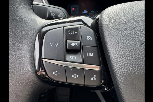 Ford Kuga 2.5 PHEV Titanium | 242pk | Wegklapbare Trekhaak | 2.100kg Trekgewicht | Achteruitrijcamera | Cruise control | Navigatie | Digitale cockpit