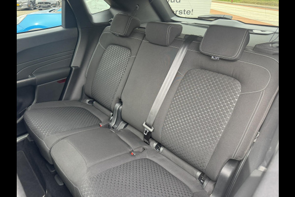 Ford Kuga 2.5 PHEV Titanium | 242pk | Wegklapbare Trekhaak | 2.100kg Trekgewicht | Achteruitrijcamera | Cruise control | Navigatie | Digitale cockpit