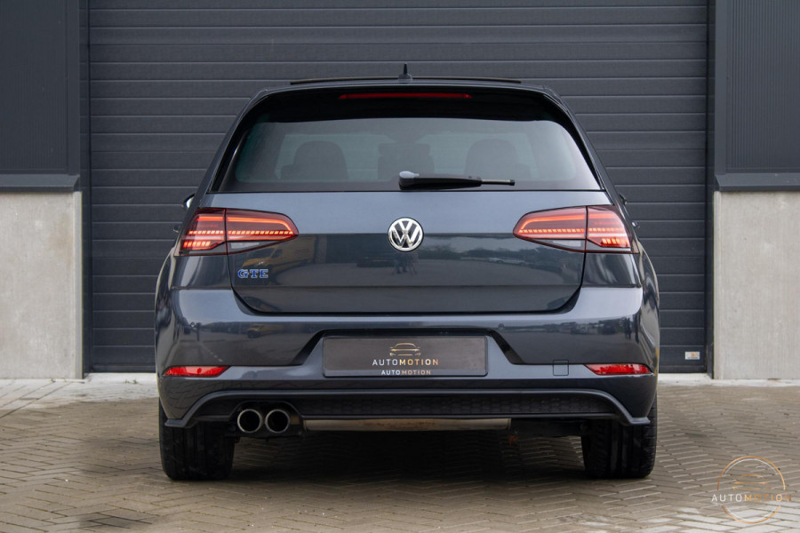 Volkswagen Golf 1.4 TSI PHEV GTE PANO CAMERA KEYLESS ACC