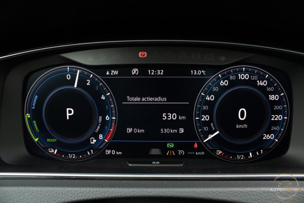 Volkswagen Golf 1.4 TSI PHEV GTE PANO CAMERA KEYLESS ACC