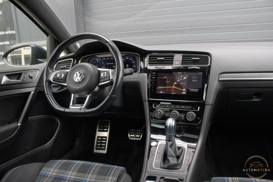 Volkswagen Golf 1.4 TSI PHEV GTE PANO CAMERA KEYLESS ACC