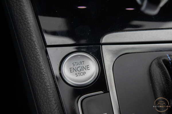 Volkswagen Golf 1.4 TSI PHEV GTE PANO CAMERA KEYLESS ACC