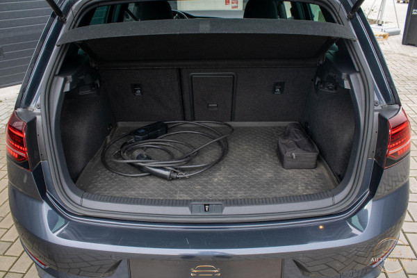 Volkswagen Golf 1.4 TSI PHEV GTE PANO CAMERA KEYLESS ACC