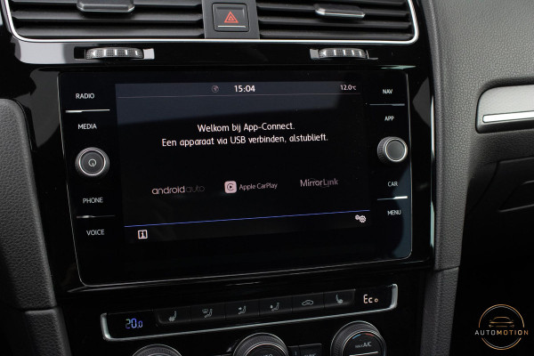 Volkswagen Golf 1.4 TSI PHEV GTE PANO STOELVERWARMING CAMERA