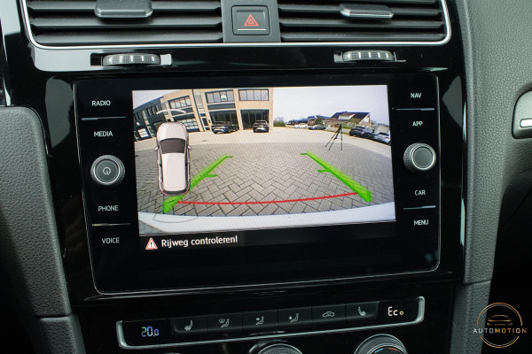 Volkswagen Golf 1.4 TSI PHEV GTE PANO STOELVERWARMING CAMERA