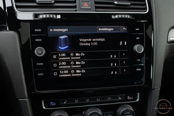 Volkswagen Golf 1.4 TSI PHEV GTE PANO STOELVERWARMING CAMERA