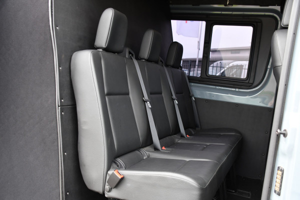 Mercedes-Benz Sprinter 319 V6 3.0 CDI L2H1 DC PB Edition Cruise, Camera, Carplay, 10,5'' Mbux, LED, Leder, Memorie, Trekhaak, 5 Zits, Uniek!