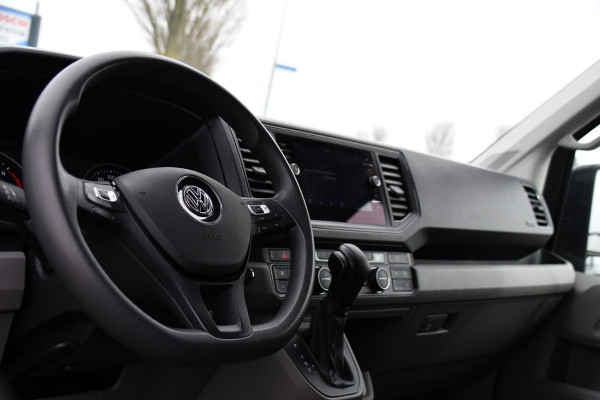 Volkswagen Crafter 35 2.0 TDI L3H3 Highline PB Edition Adaptieve Cruise, Camera, Carplay, LED, Clima, Stoelverwarming, 177pk, Automaat, Leder, Uniek!