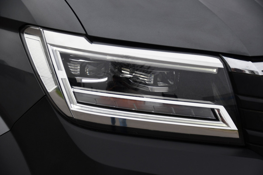 Volkswagen Crafter 35 2.0 TDI L3H3 Highline PB Edition Adaptieve Cruise, Camera, Carplay, LED, Clima, Stoelverwarming, 177pk, Automaat, Leder, Uniek!