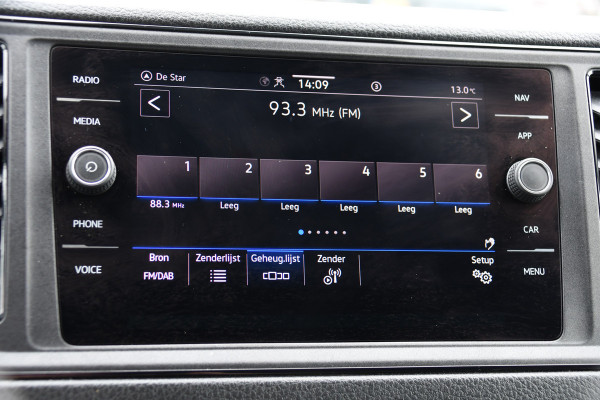 Volkswagen Crafter 35 2.0 TDI L3H3 Highline PB Edition Adaptieve Cruise, Camera, Carplay, LED, Clima, Stoelverwarming, 177pk, Automaat, Leder, Uniek!