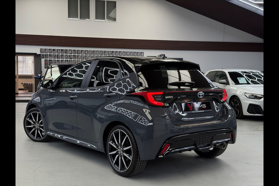 Toyota Yaris 1.5 Hybrid 130 GR SPORT HuD CarPlay Camera