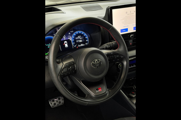 Toyota Yaris 1.5 Hybrid 130 GR SPORT HuD CarPlay Camera