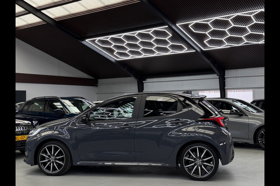 Toyota Yaris 1.5 Hybrid 130 GR SPORT HuD CarPlay Camera