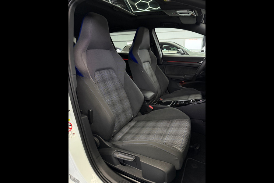 Volkswagen Golf 1.4 eHybrid GTE Panorama 245pk Camera