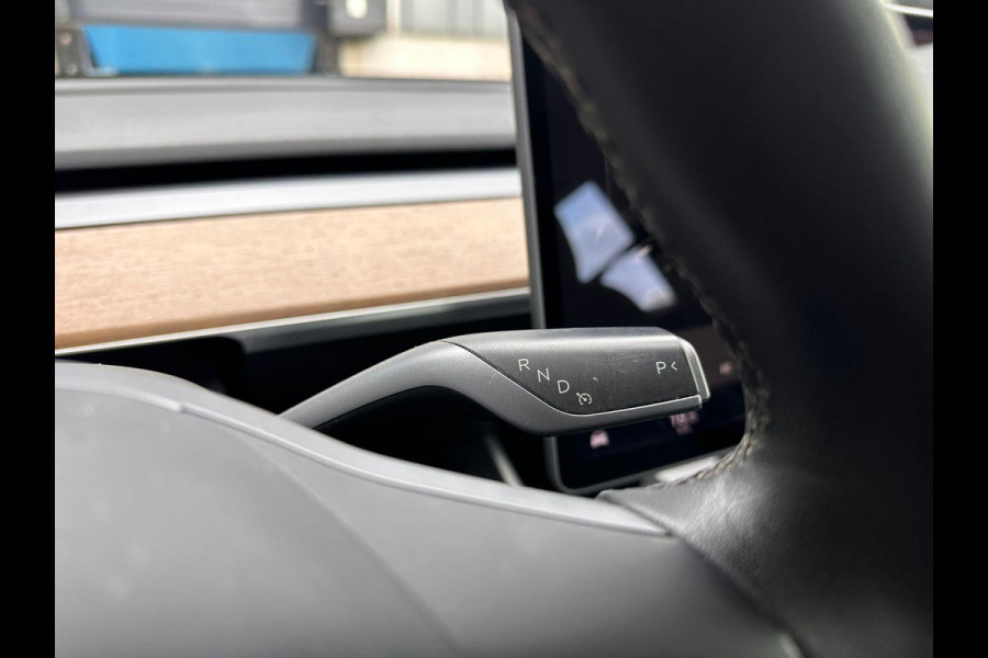 Tesla Model 3 Standard RWD Plus 60 kWh | SOH: 89,6% | No Export |  Trekhaak | Autopilot | Leder | Camera |