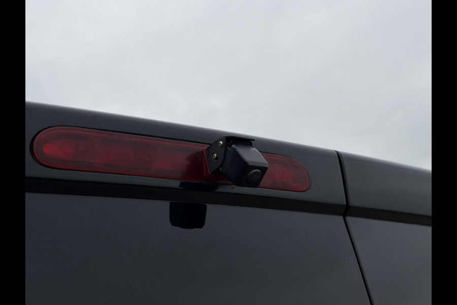 Peugeot Expert L3H1 2.0 BlueHDI 120 Premium Pack Zomerwielset op LMV | Dual-Zone Climate Control | Binnenspiegel d.m.v. Camera | Apple Carplay