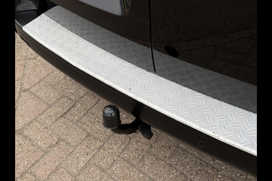 Peugeot Expert L3H1 2.0 BlueHDI 120 Premium Pack Zomerwielset op LMV | Dual-Zone Climate Control | Binnenspiegel d.m.v. Camera | Apple Carplay